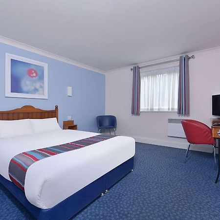 Travelodge Bromsgrove Marlbrook Habitación foto